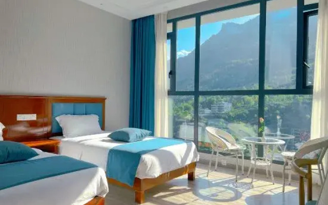 Suoxiayuan Hotel (Enshi Grand Canyon)