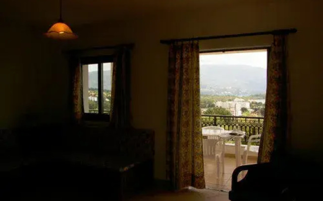 Marialice Apartments