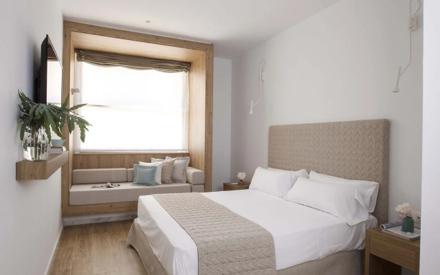 May Altafulla Beach Boutique Hotel