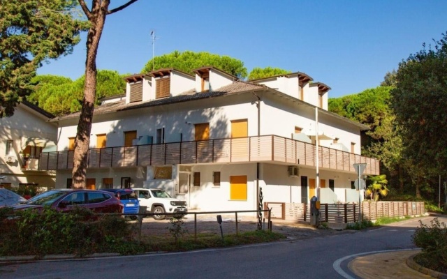 Comfy Accommodation With Balcony