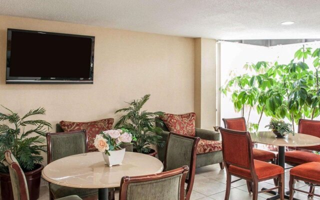 Quality Inn Fort Wayne