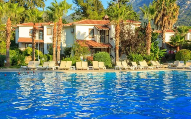 Pine Forest Hotel