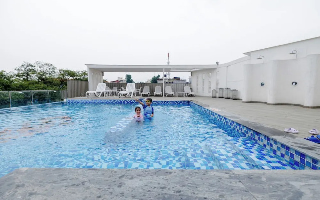 SQUARE hotel