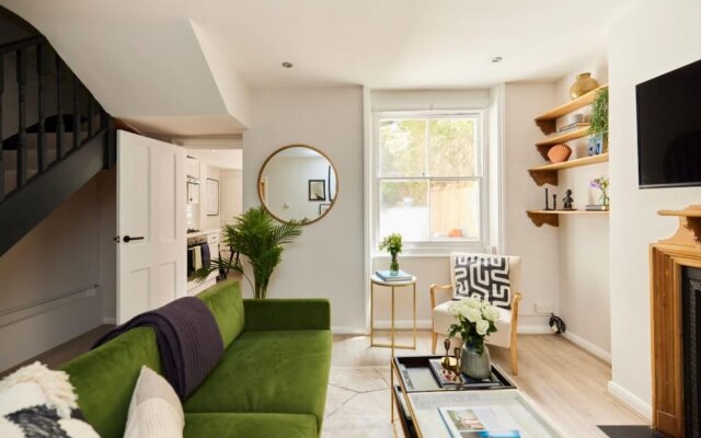 The Hammersmith and Fulham Wonder - Trendy 3bdr Flat With Garden
