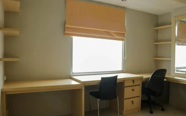 Fully Furnished And Spacious Studio At Green Bay Pluit Apartment