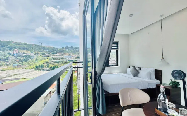 QR Hotel Dalat