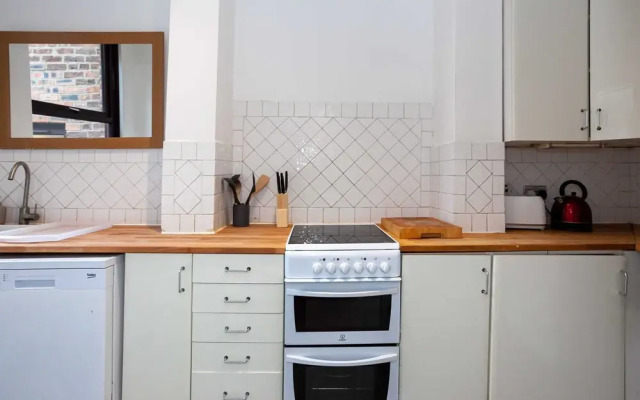 Guestready - Lovely 2BR Flat 5 min to City Centre