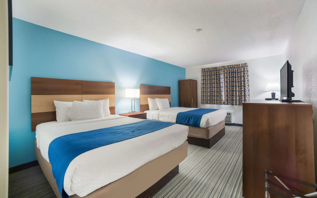 Ramada by Wyndham Effingham