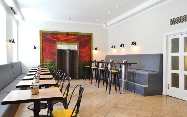 Westbahn Hotel (ex.Arthotel ANA Westbahn)