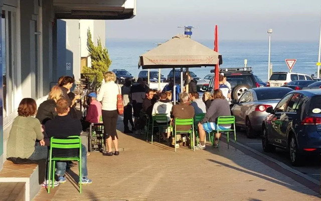 Ocean Beach Backpackers