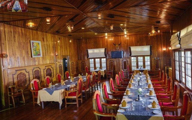 Pine Hill Resort