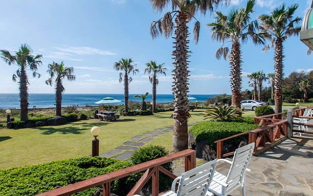 Jeju Bada Walking Pension