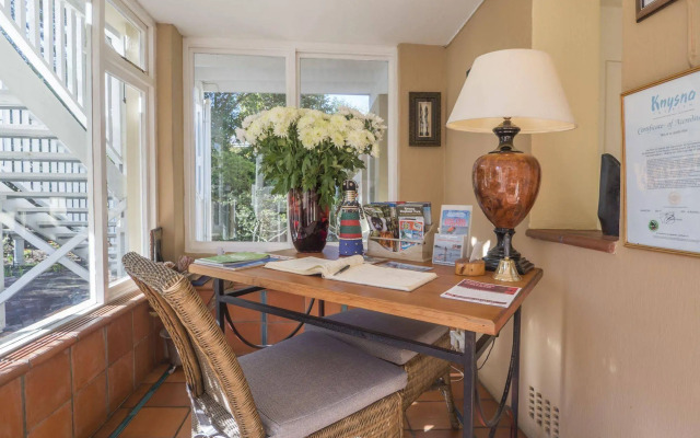 Cuninghams Island Guest House