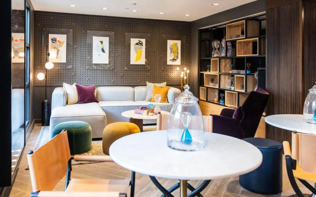 voco The Darwin Atlanta Midtown by IHG