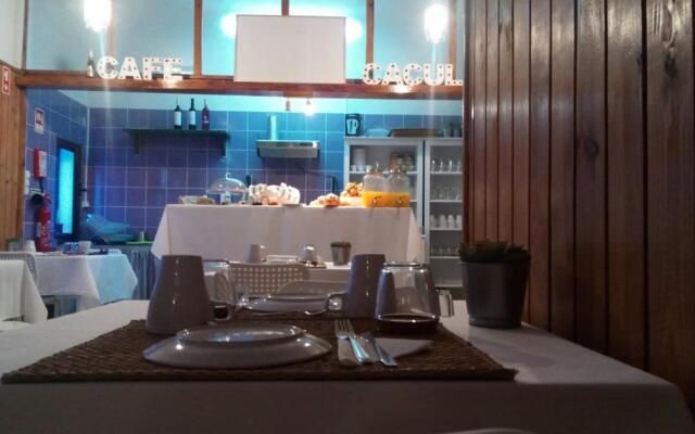 Caçula, Alojamento Local