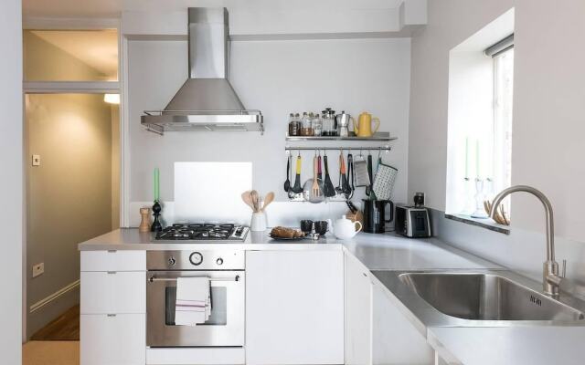 Fabulous 2BR Flat near Notting Hill