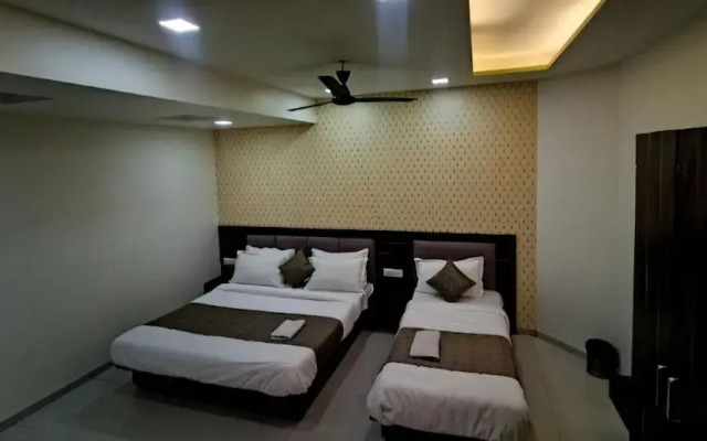 Hotel Rk Villa