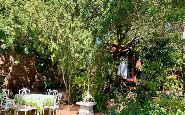 The Little Hideaway