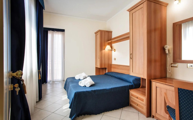 Hotel De la Ville