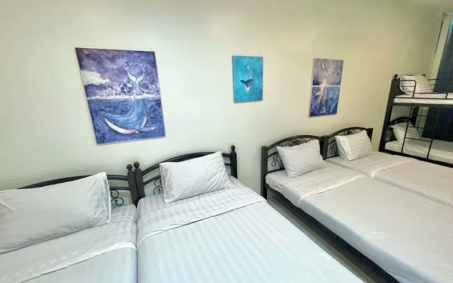 PJ Hostel & Bar