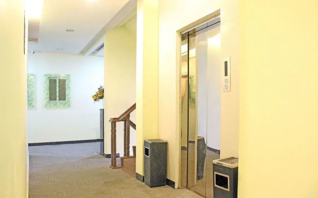 ZEN Rooms Batu Ceper Pecenongan