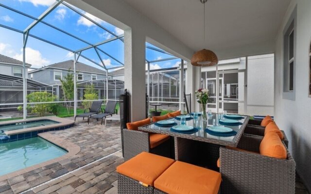 6 Bdrmgolf Coursegated Resort