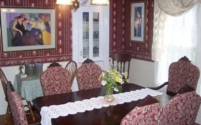 Inn on Main Street Bed and Breakfast