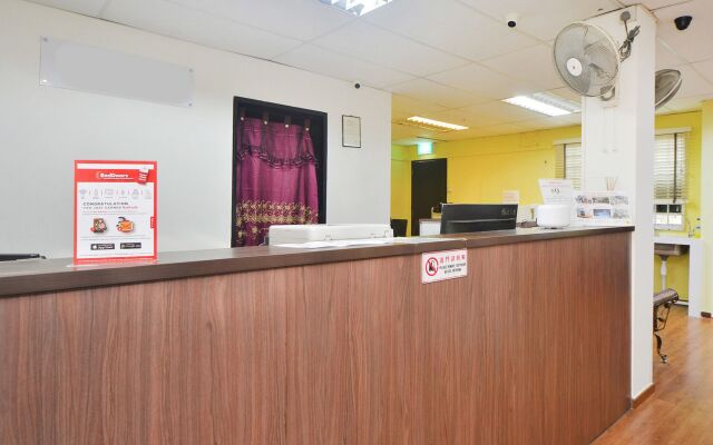 RedDoorz Hostel @ Hong Kong Street