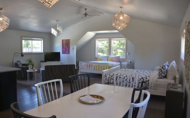 Fieldstone Guesthouse