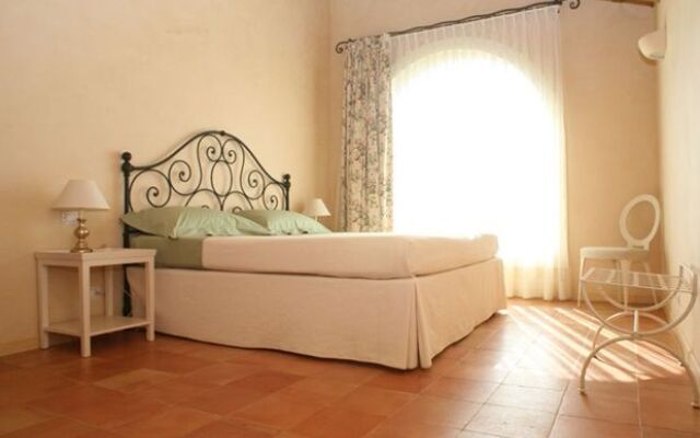 Villa dei Ricordi, relax & sea view surrounded by nature