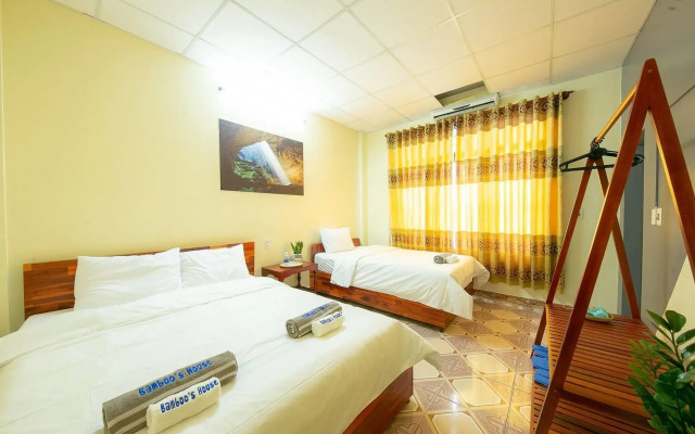 Bamboo's House - Hostel