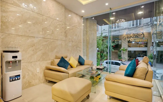 Celina Hotel & Apartment