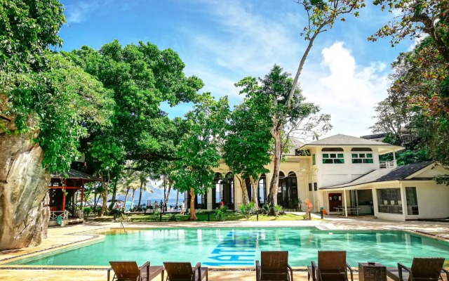 Matinloc Island Resort