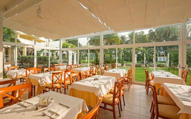 Iberostar Waves Ciudad Blanca