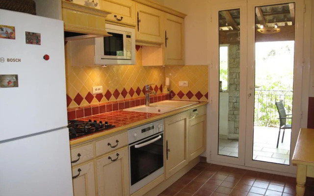 Holiday Home Le Clos des Oliviers - CAE140