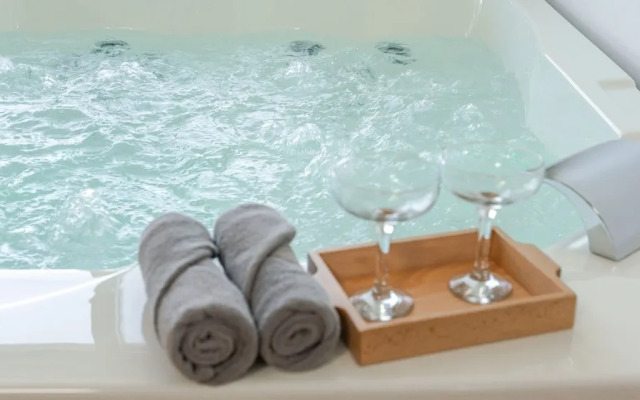 Pohang In The Blue Spa Pension