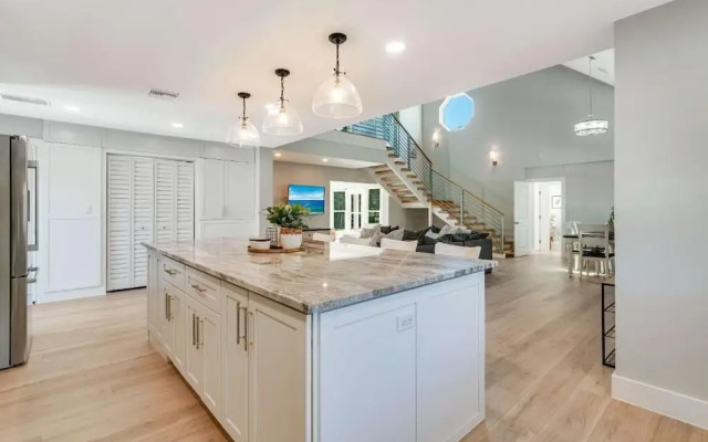 Luxury Waterfront Home in Sarasota