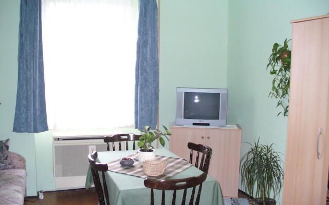 Pleiveisz Apartman