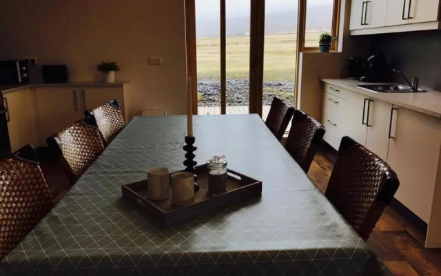 Óseyri Hlaðan -The Barn