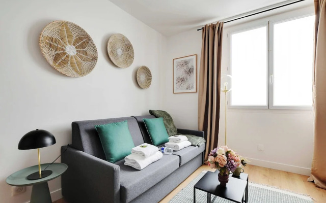 Peaceful Studio -2p- Moulin Rouge