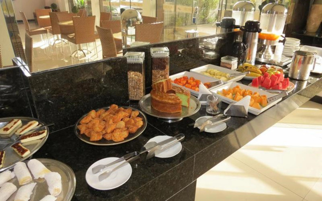 Tirol Praia Hotel
