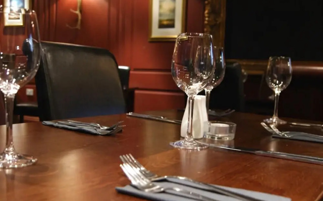 No1 Hotel & Wine Lounge