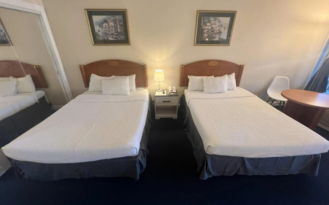 Grand Palms Spa & Golf Resort