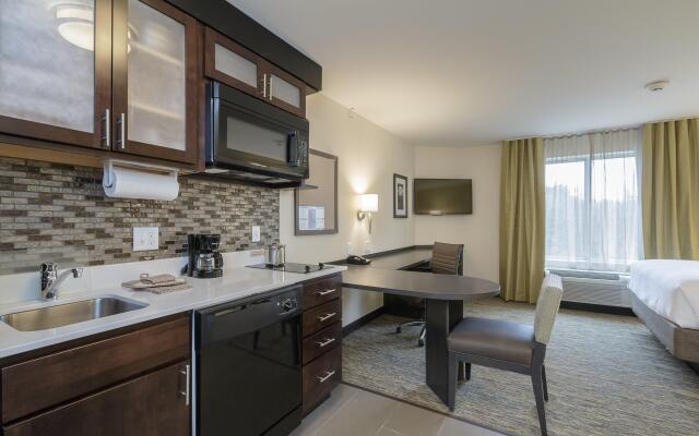 Candlewood Suites Mishawaka North by IHG