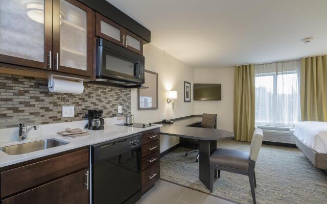 Candlewood Suites Mishawaka North, an IHG Hotel