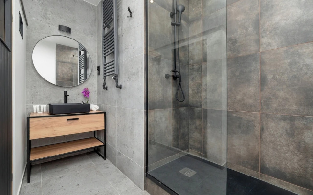 Apartment With Sauna by Renters