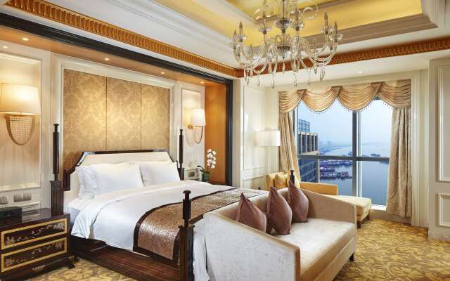 DoubleTree by Hilton Hotel Wuhu