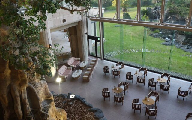 Yakushima Iwasaki Hotel