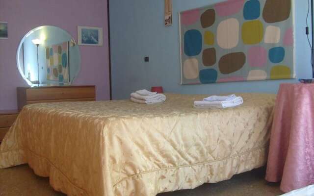 Cleopatras Smile 3Pax Cozy Room In Central Rome With Private Bathroom