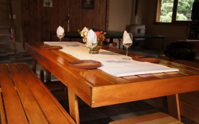Las Morillas Huemul Lodge